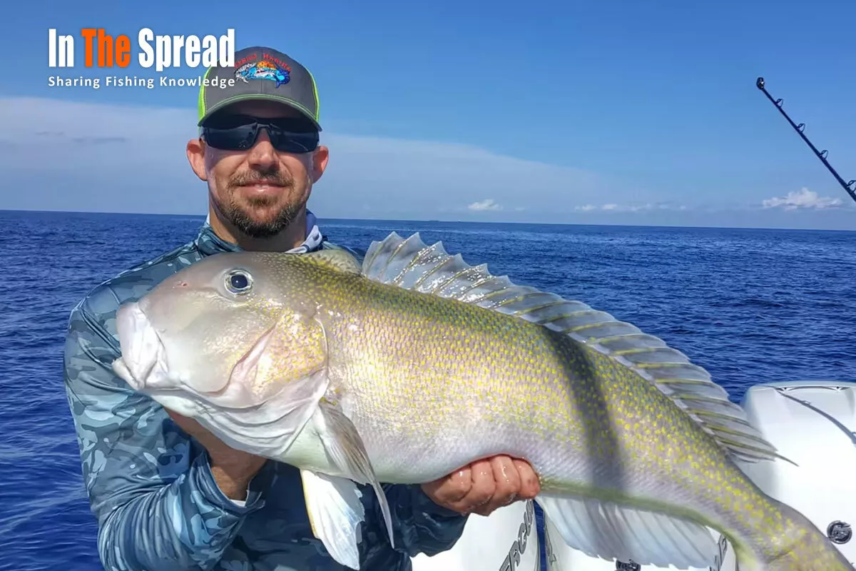 Mike Dumas shows off his Bottom Fishing techiques for Tilefish