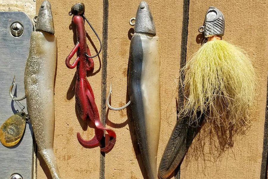 Jigging for Muskie in Clear Skinny Water - Dwayne Hickey