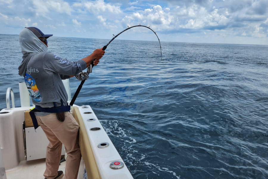reef fishing rod in Costa Rica aboard Colio with Mike Hennessy